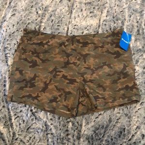 NWT womens Columbia Sandy River shorts size 2X